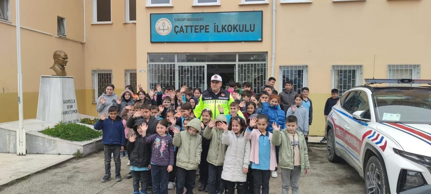 Sinop&rsquo;ta geleceğin trafik dedektifleri yetişiyor
