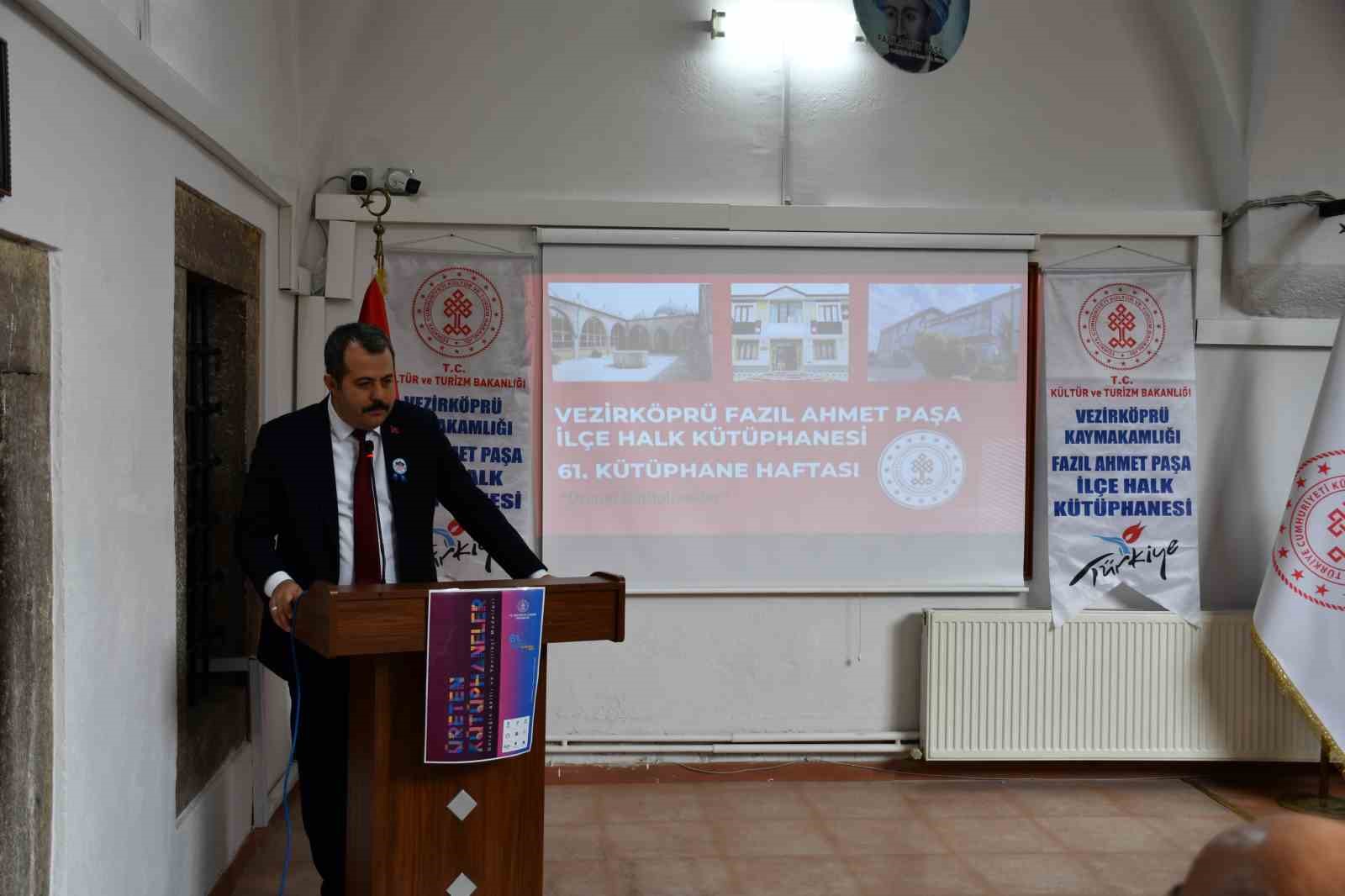 Vezirk&ouml;pr&uuml;&rsquo;de &lsquo;K&uuml;t&uuml;phane Haftası&rsquo; kutlandı
