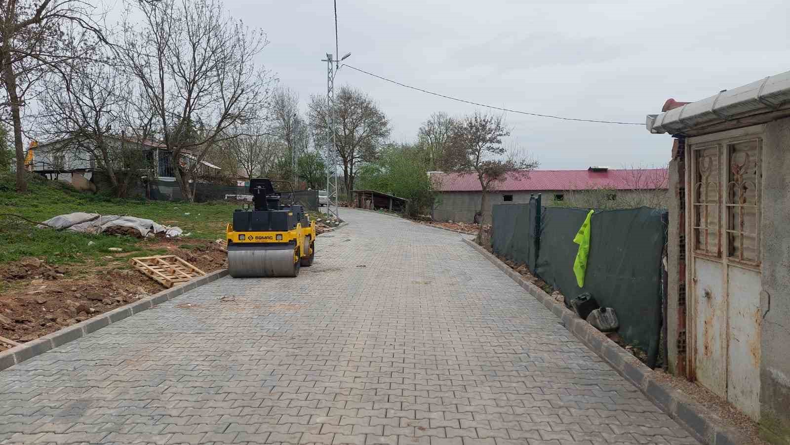 Körfez’in köylerine parke taşı döşeniyor