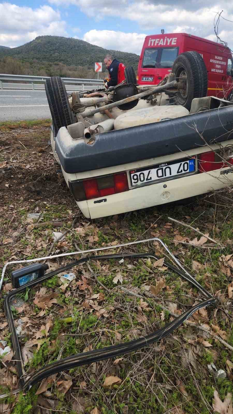 Tofaş otomobil takla attı: 1 kişi yaralandı
