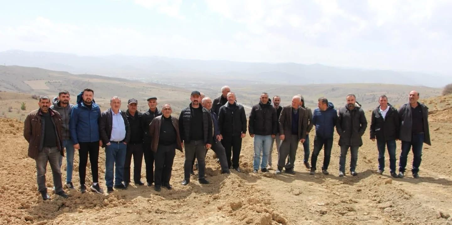 Gümüşhane’de vatandaşlar köylerine yapılması planlanan köpek barınağına tepki gösterdi