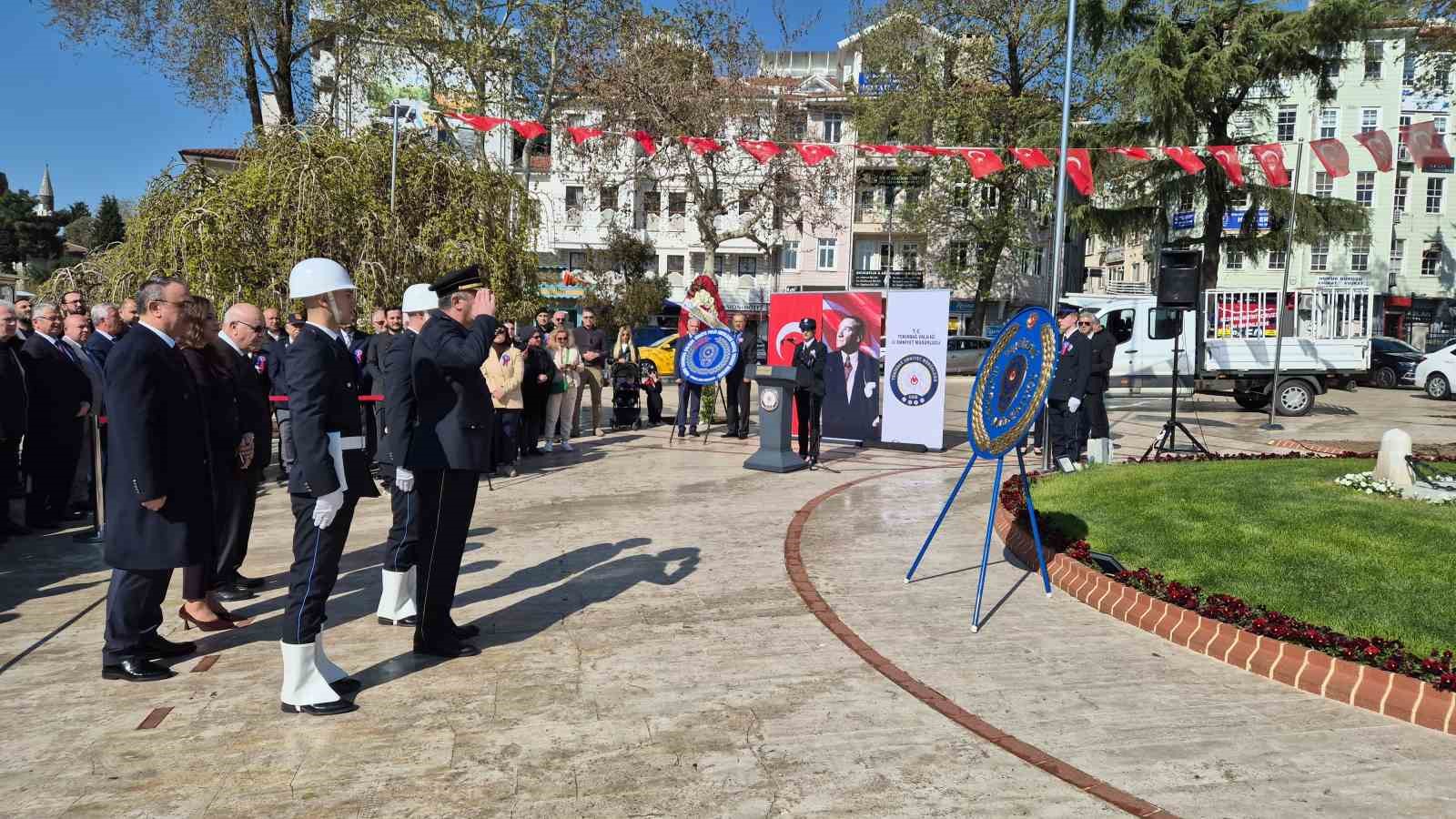Emniyet M&uuml;d&uuml;r&uuml;nden Tekirdağlılara teşekk&uuml;r
