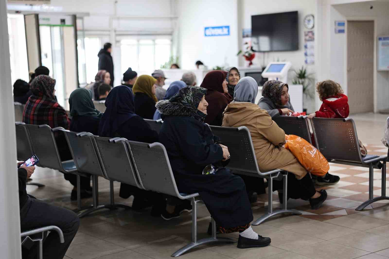 Bayram dönüşü hastalıklar arttı: Uzmanlardan mevsim geçişi uyarısı