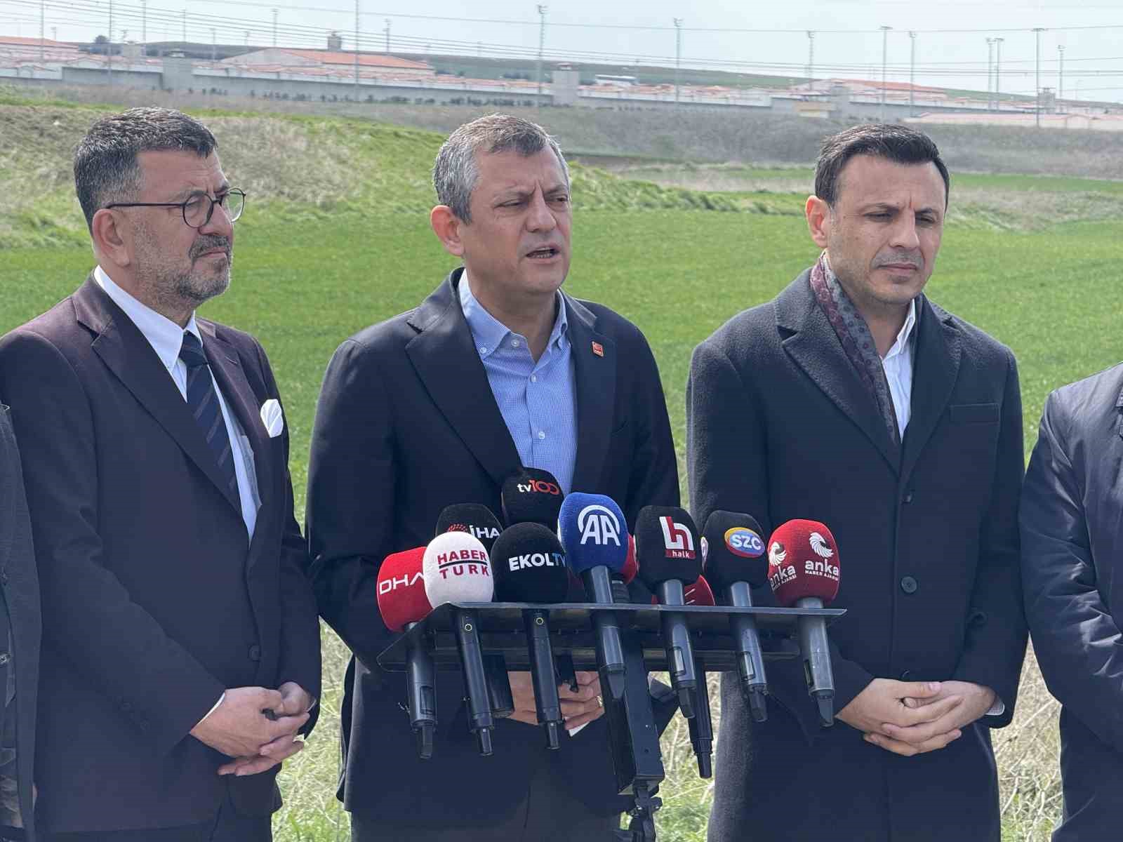 CHP Genel Başkanı Özel’den DEM Parti-Erdoğan görüşmesi yorumu