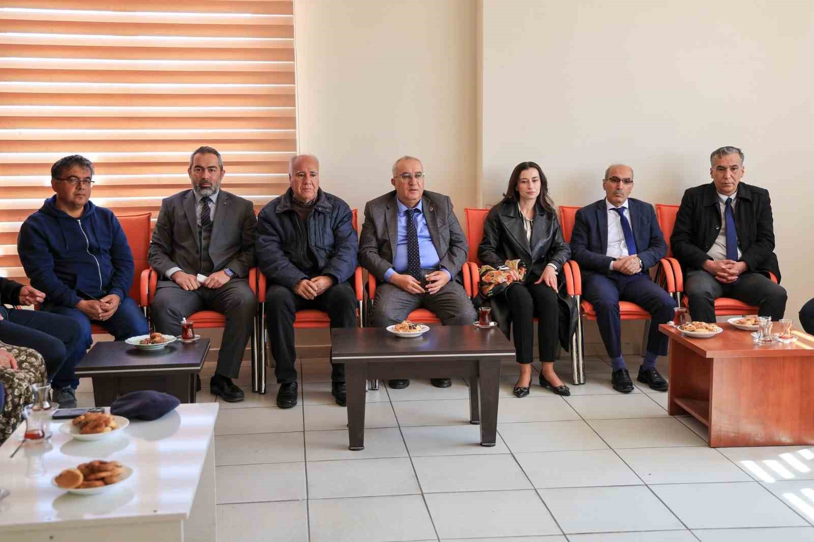 Başkan Arslan, "Polisimiz milletimizin huzur ve g&uuml;venliği i&ccedil;in fedakarca g&ouml;rev yapıyor"
