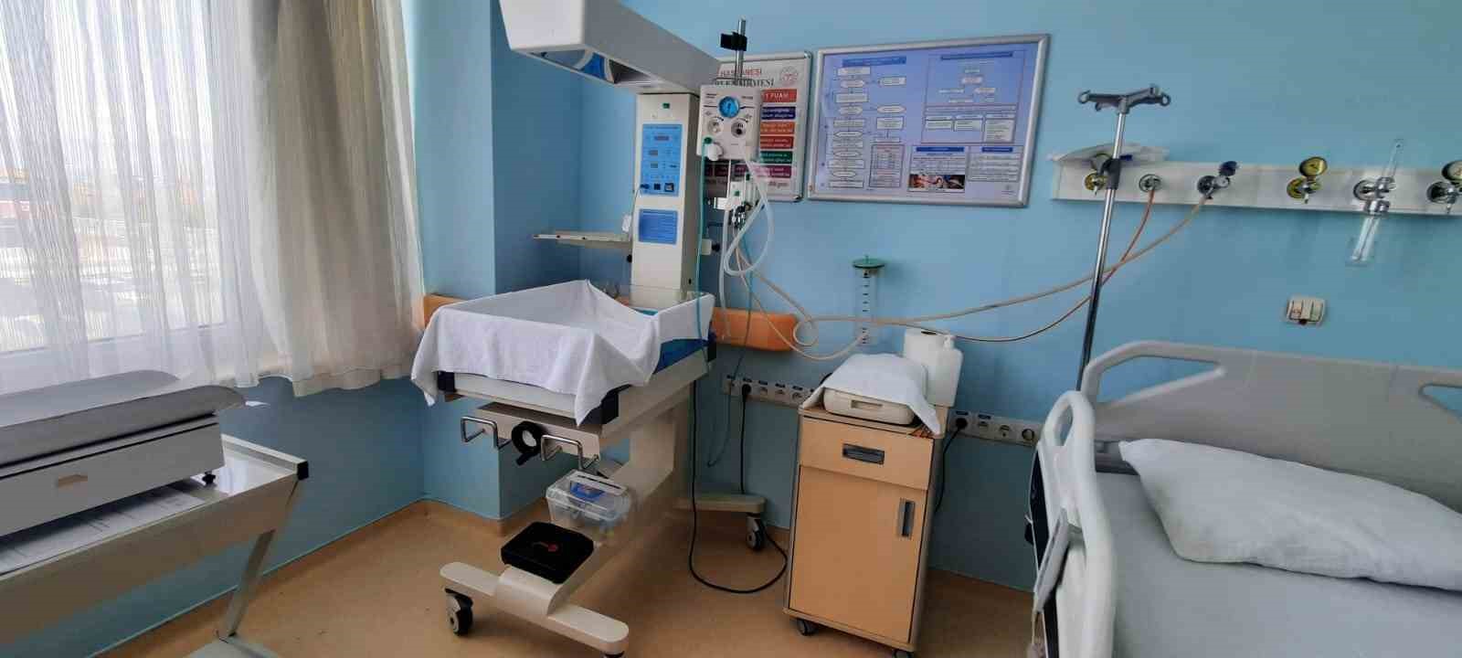 Bor Devlet Hastanesi’ne ’Ulusal Anne Dostu Hastane’ unvanı