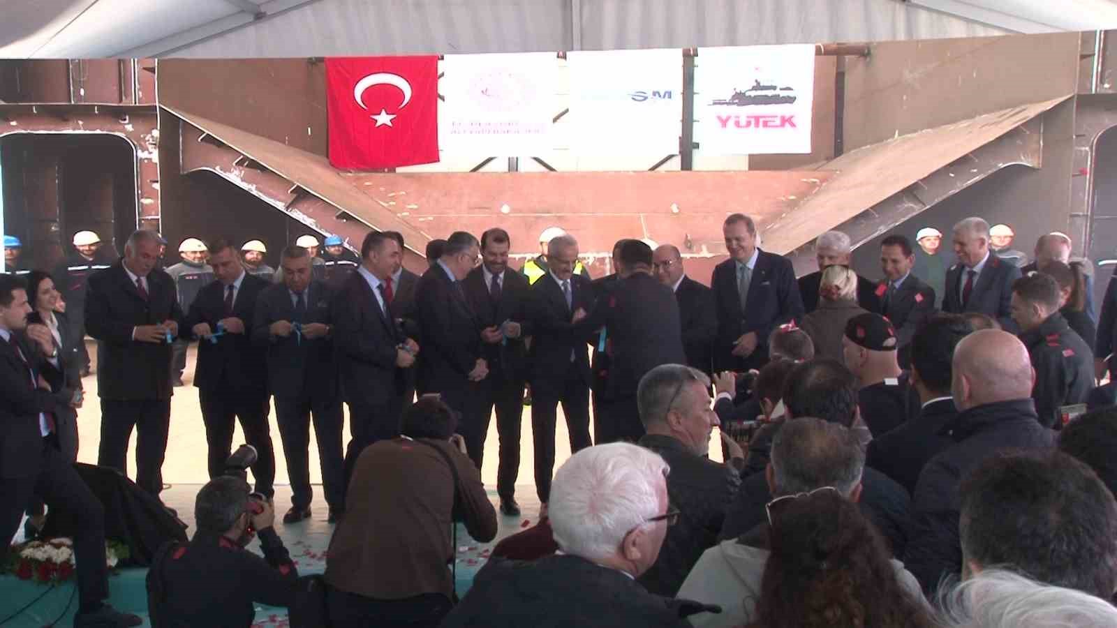 Ulaştırma ve Altyapı Bakanı Uraloğlu: "Türkiye olarak ilk 10’daki lider denizci ülkeler arasında sancağımızı çok yakında dalgalandıracağız"
