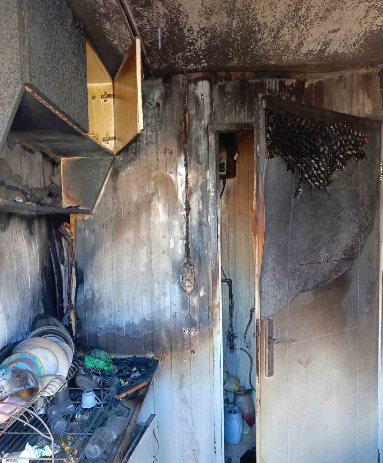 Konteynerde korkutan yangın
