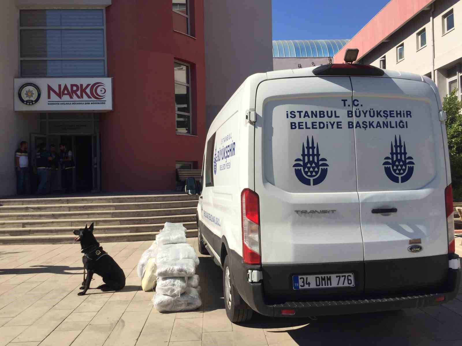 Uyuşturucu, göçmen kaçakçılığı: İBB logosuyla illegal saltanat