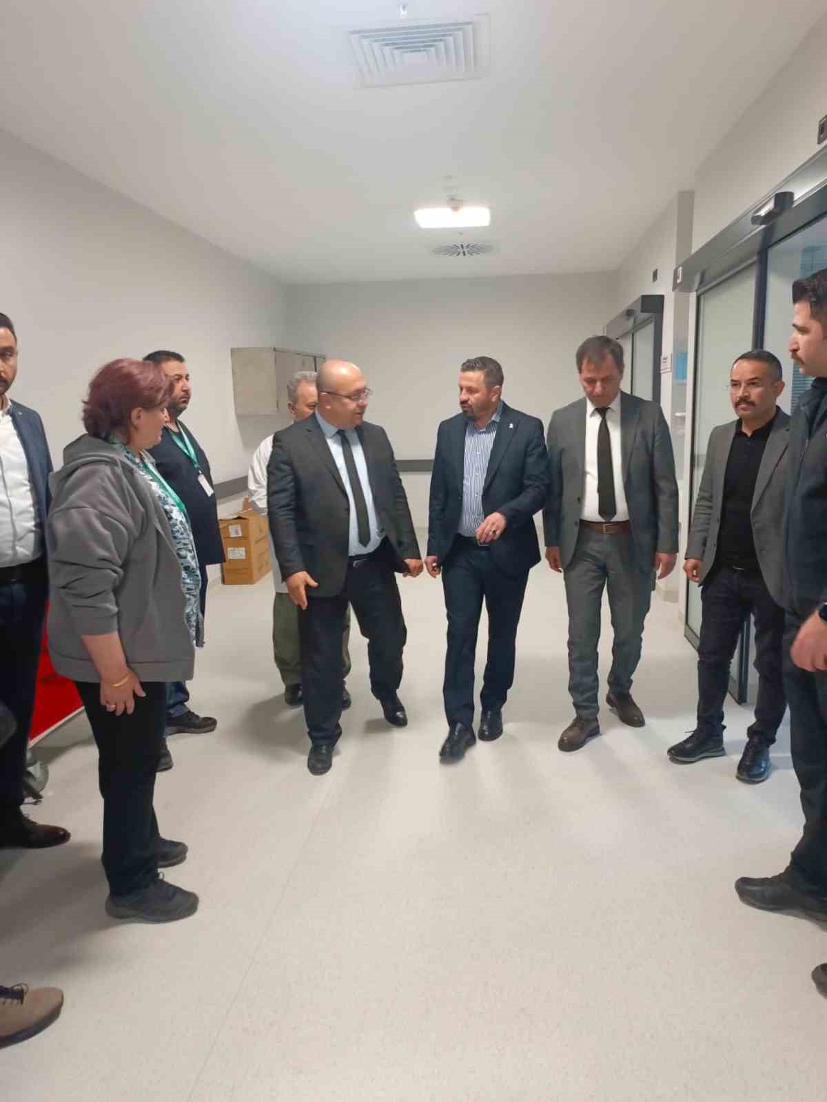 Balıkesir Devlet Hastanesi acil servisi hizmete a&ccedil;ıldı
