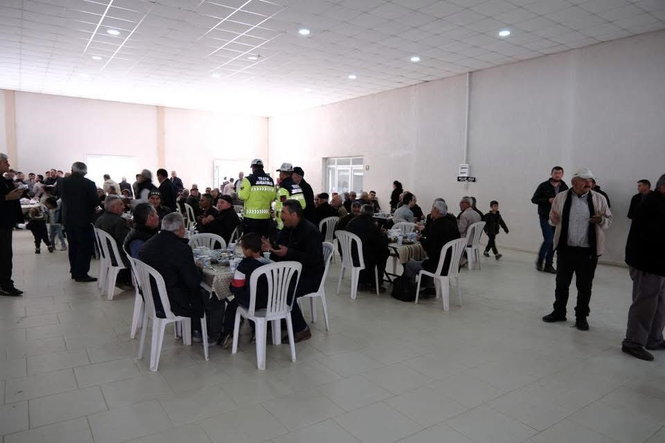 Sarıg&ouml;l&rsquo;de vatandaşlar yağmur duasına &ccedil;ıktı
