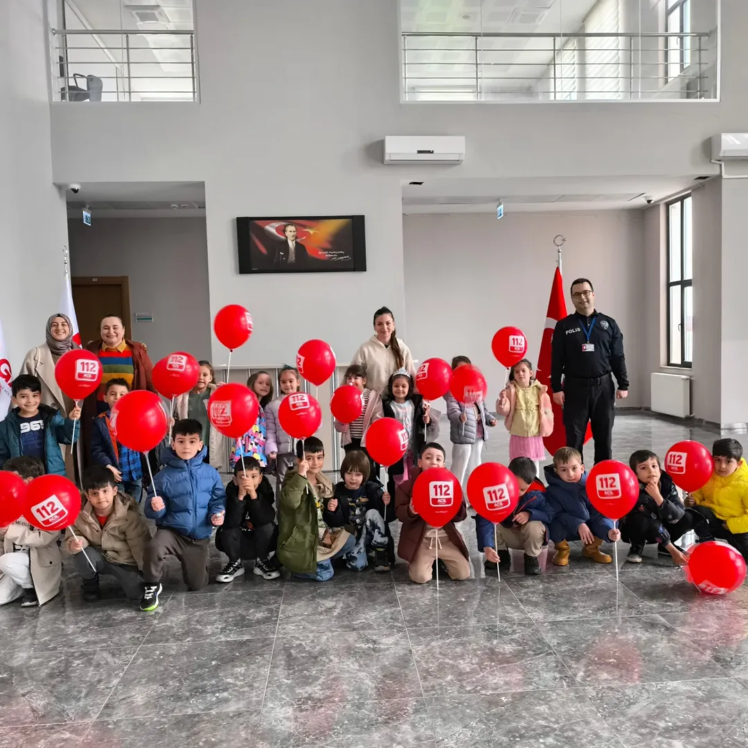 Minikler 112 Acil &Ccedil;ağrı Merkezi&rsquo;nde
