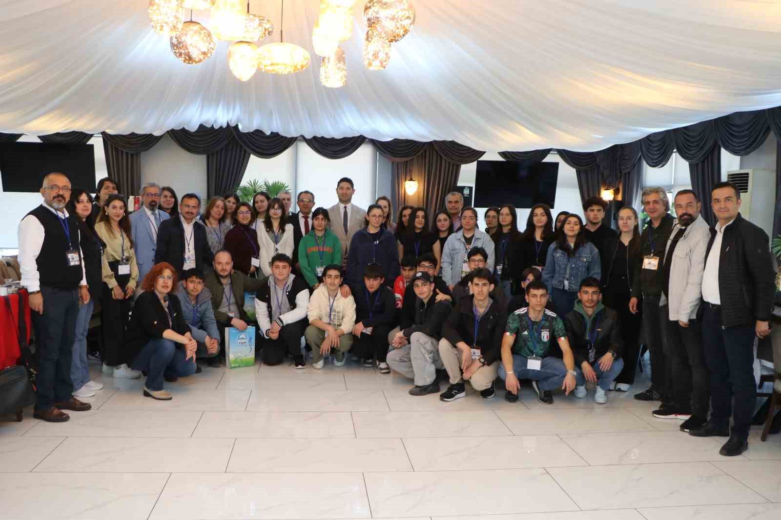 Ankara ve Sivas’lı öğrenciler Söke’de