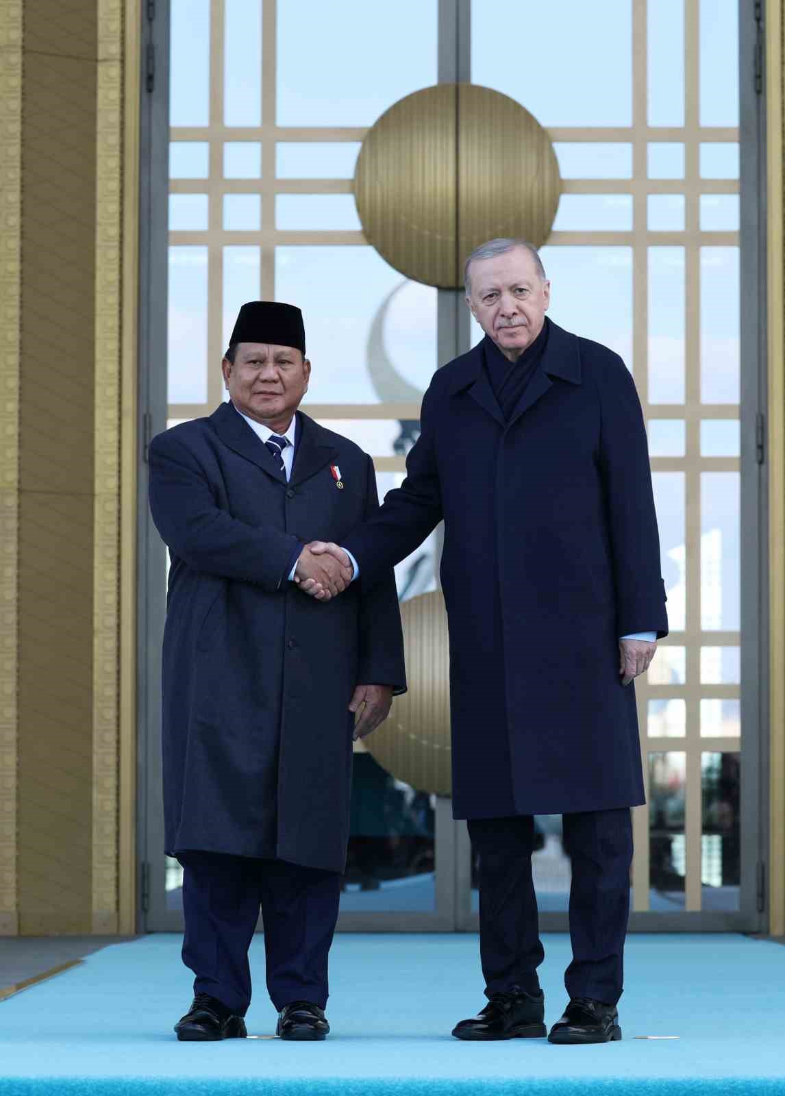 Cumhurbaşkanı Erdoğan, Endonezya Cumhurbaşkanı  Subianto&rsquo;yu t&ouml;renle karşıladı
