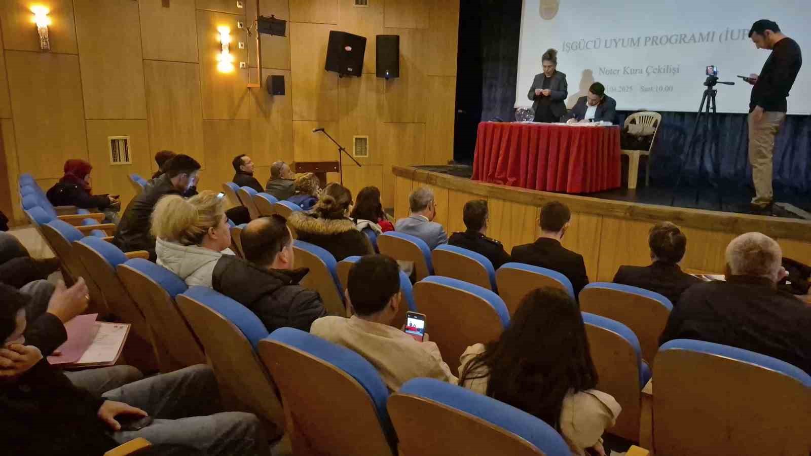 Bartın’da kurumlarda çalışacak 500 kişi kurayla belirlendi