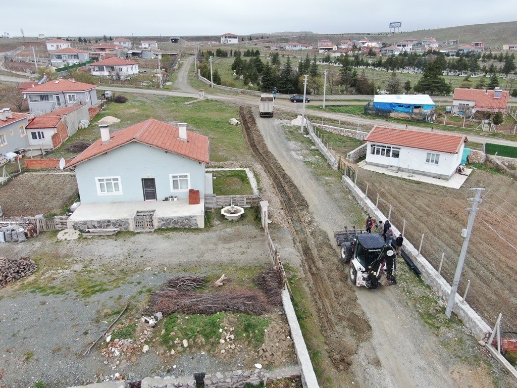 İn&ouml;n&uuml;&rsquo;de &ccedil;evre d&uuml;zenleme &ccedil;alışmaları devam ediyor
