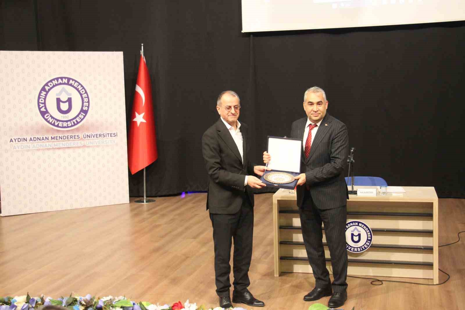 Aydın’da "Türkiye Yüzyılında Dış Politika Vizyonu ve Geleceğimiz" Konferansı