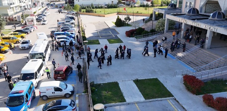 Kapıkule&rsquo;deki 38 r&uuml;şvet ş&uuml;phelisi adliyeye sevk edildi
