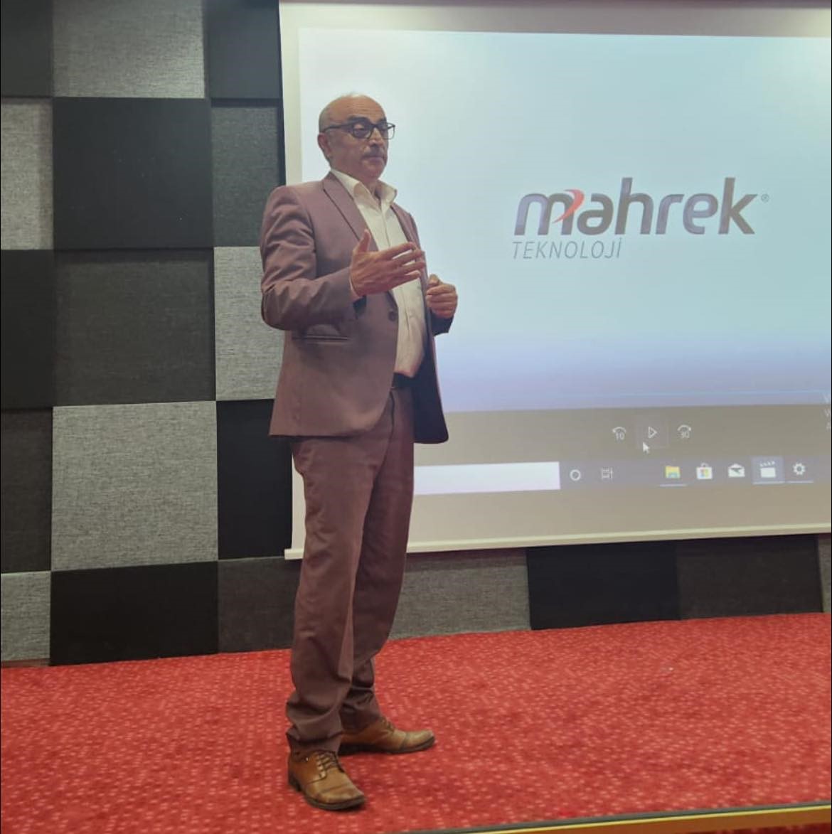 Bilecik’te ‘Elektronik Kelepçe Semineri’ düzenlendi