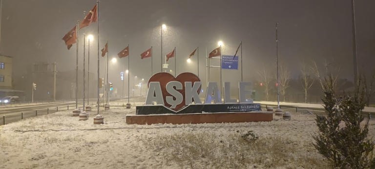 Aşkale’de bir günde 4 mevsim