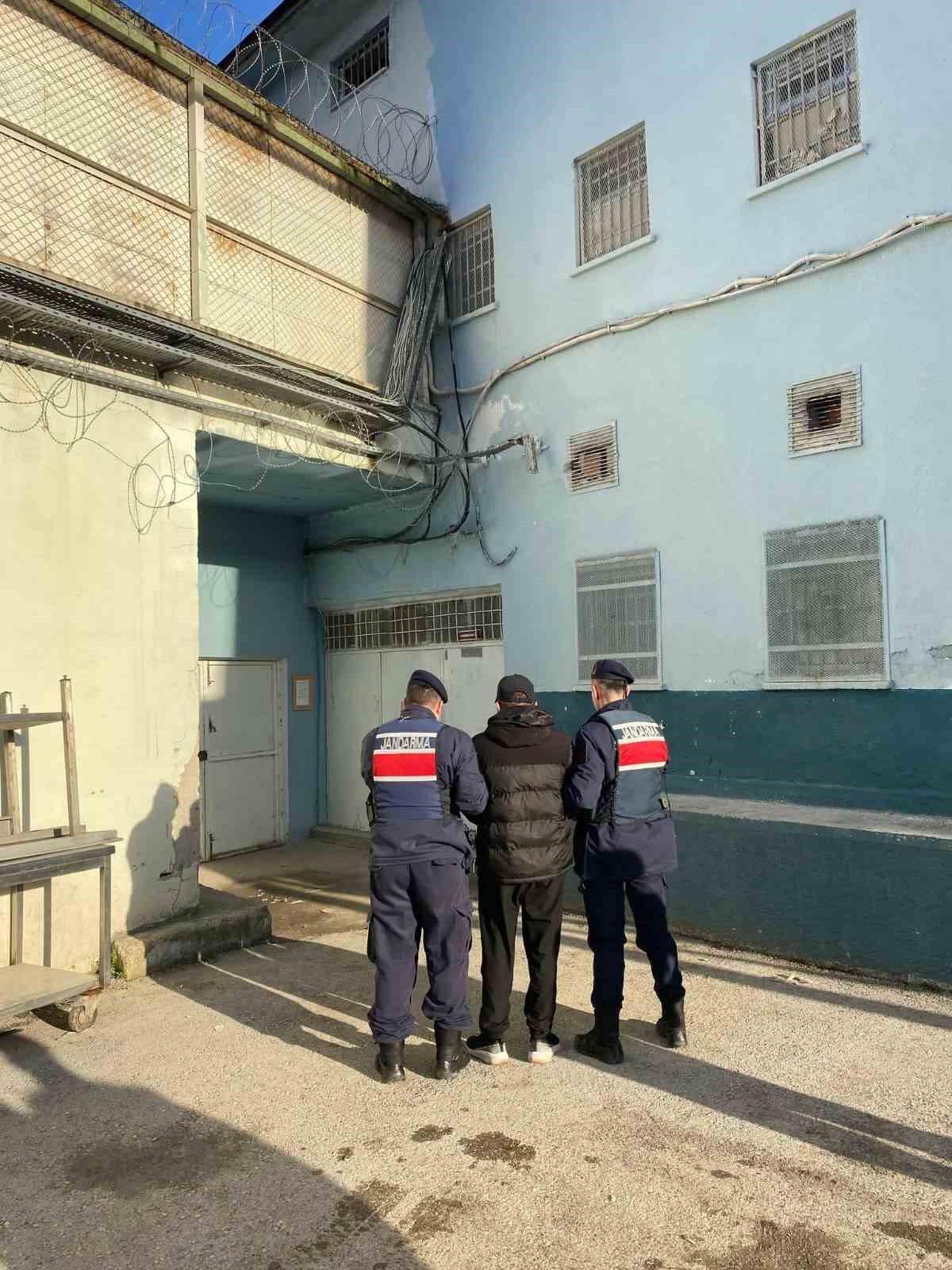 Kastamonu&rsquo;da aranan 3 h&uuml;k&uuml;ml&uuml;y&uuml; JASAT yakaladı
