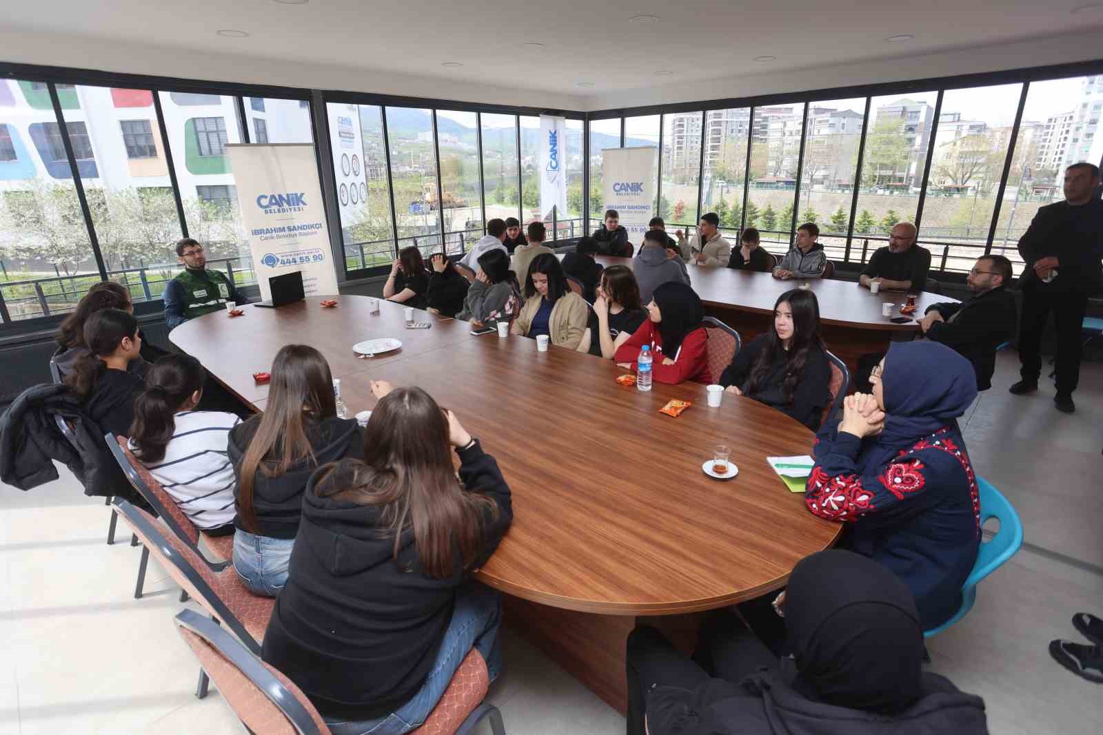 Canik’te Bağımlılıkla Mücadele Semineri
