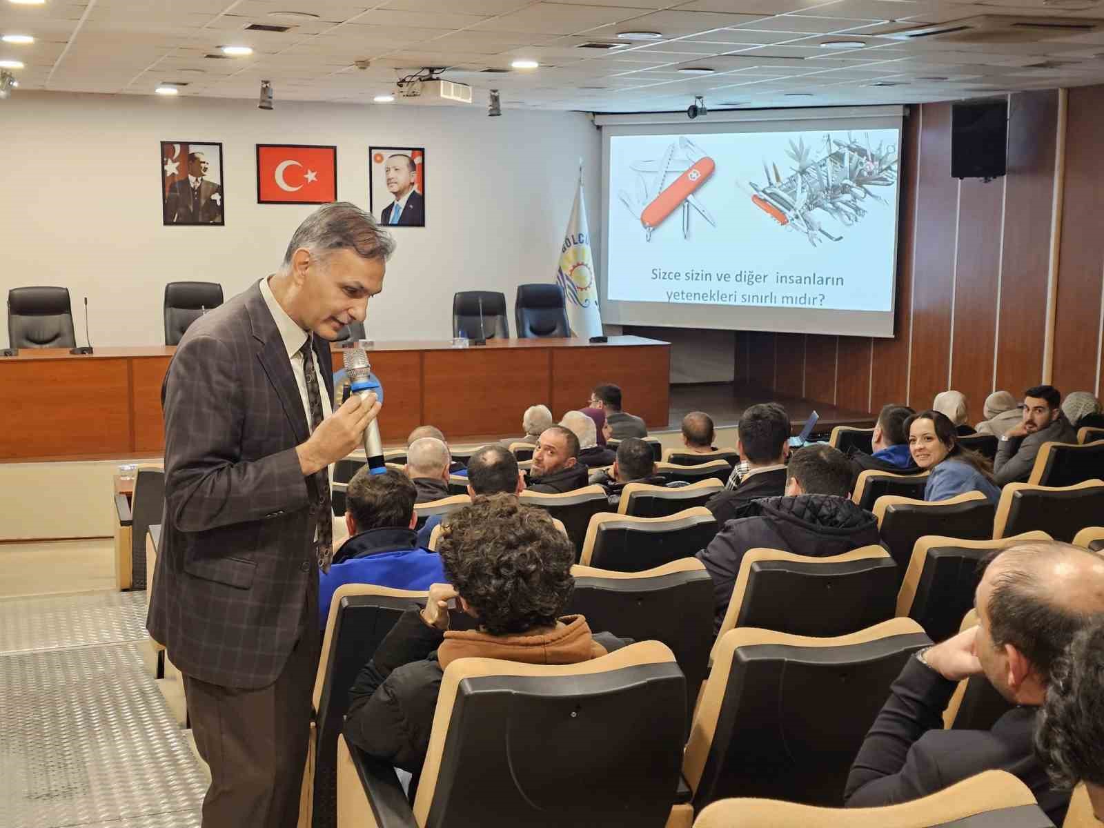 Belediye personeline eğitim