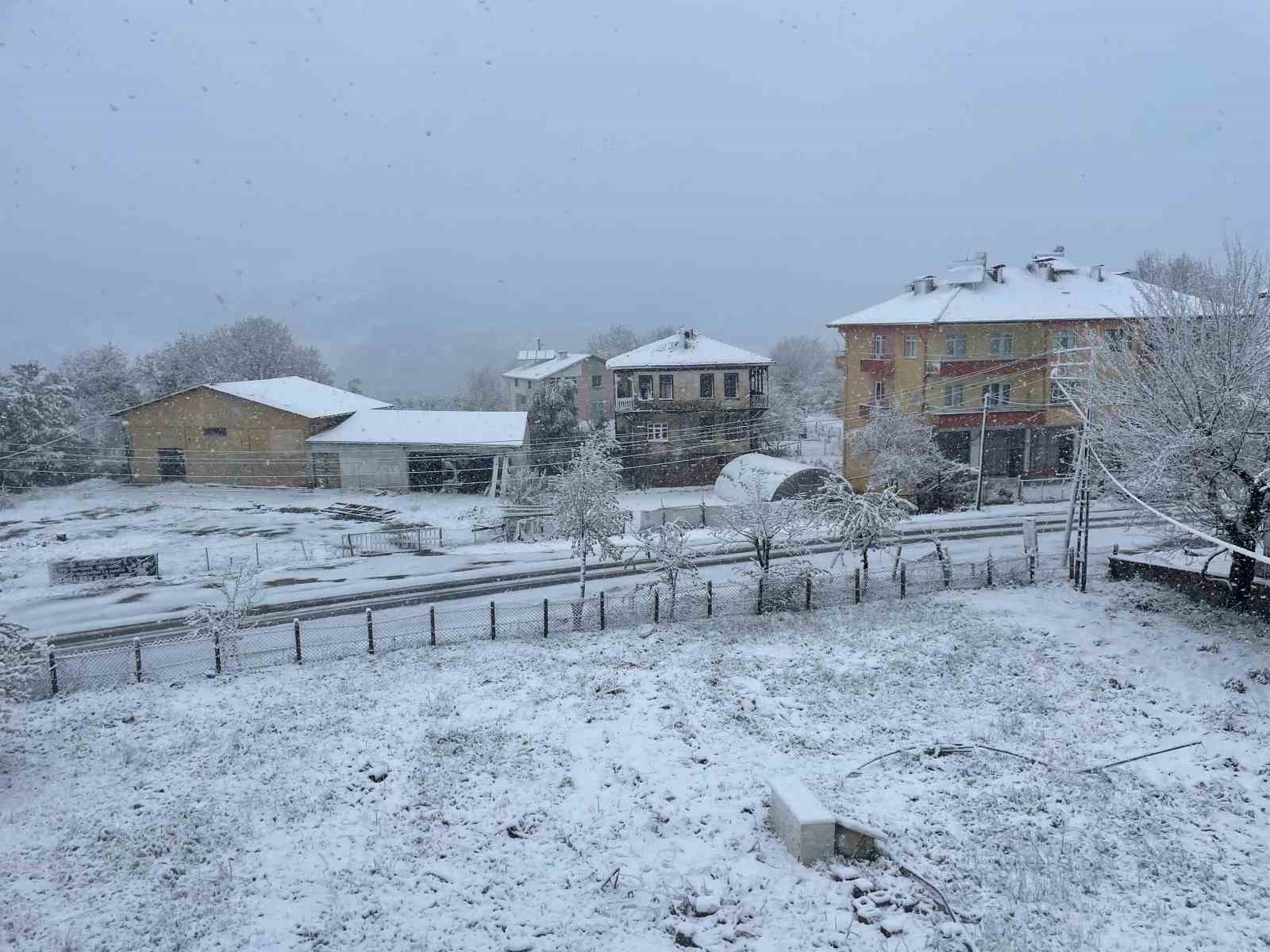 Bartın-Karabük yolu ulaşıma kapandı