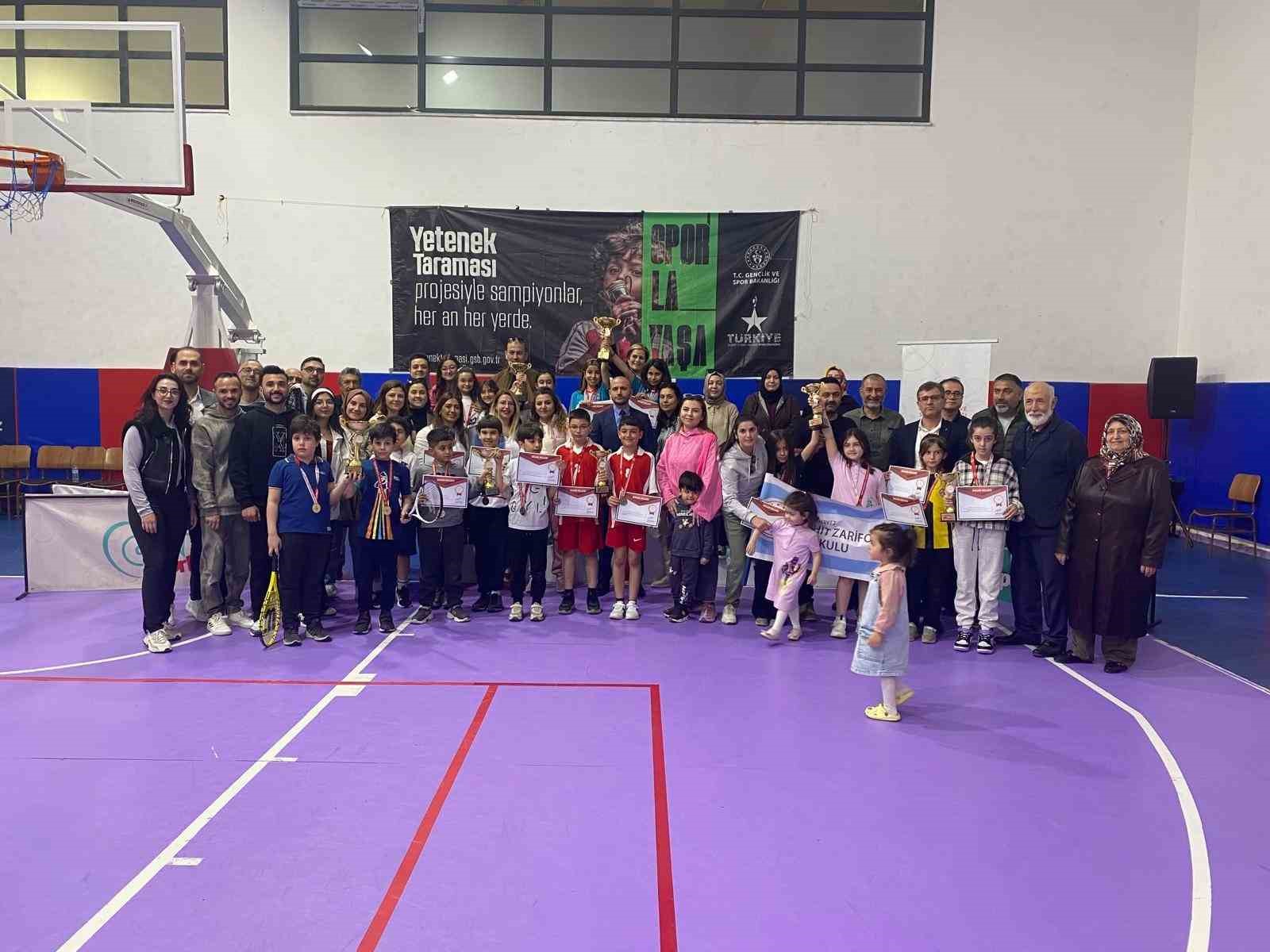 CÜ Vakfı Okulları öğrencilerinden sportif başarı