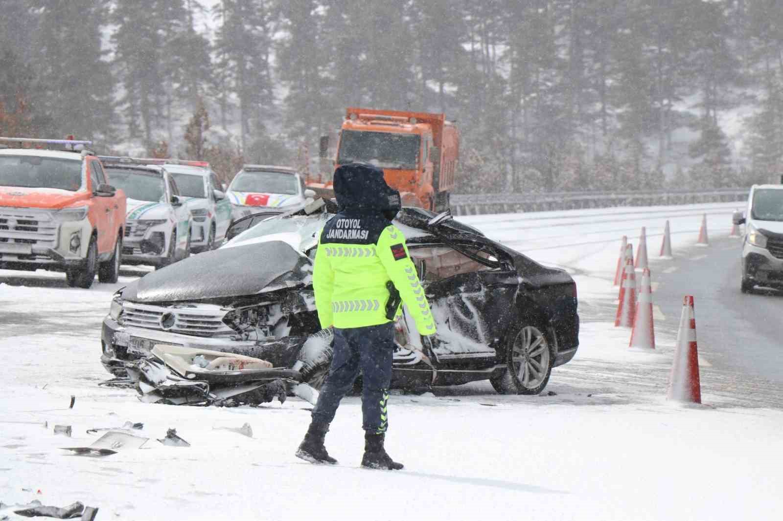 Ankara’daki kazada şehitlerin cenazeleri hastane morguna götürüldü