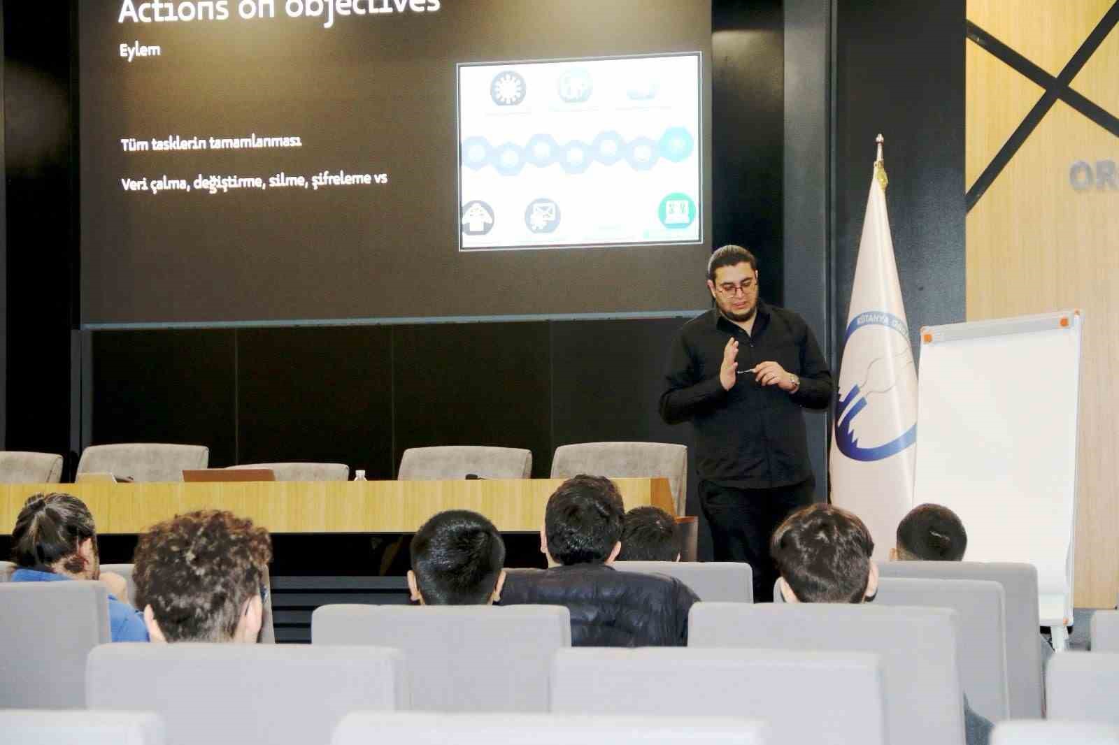 Kütahya OSB Akademi’de "Dijital Dünyada Siber Güvenlik" başlıklı eğitim