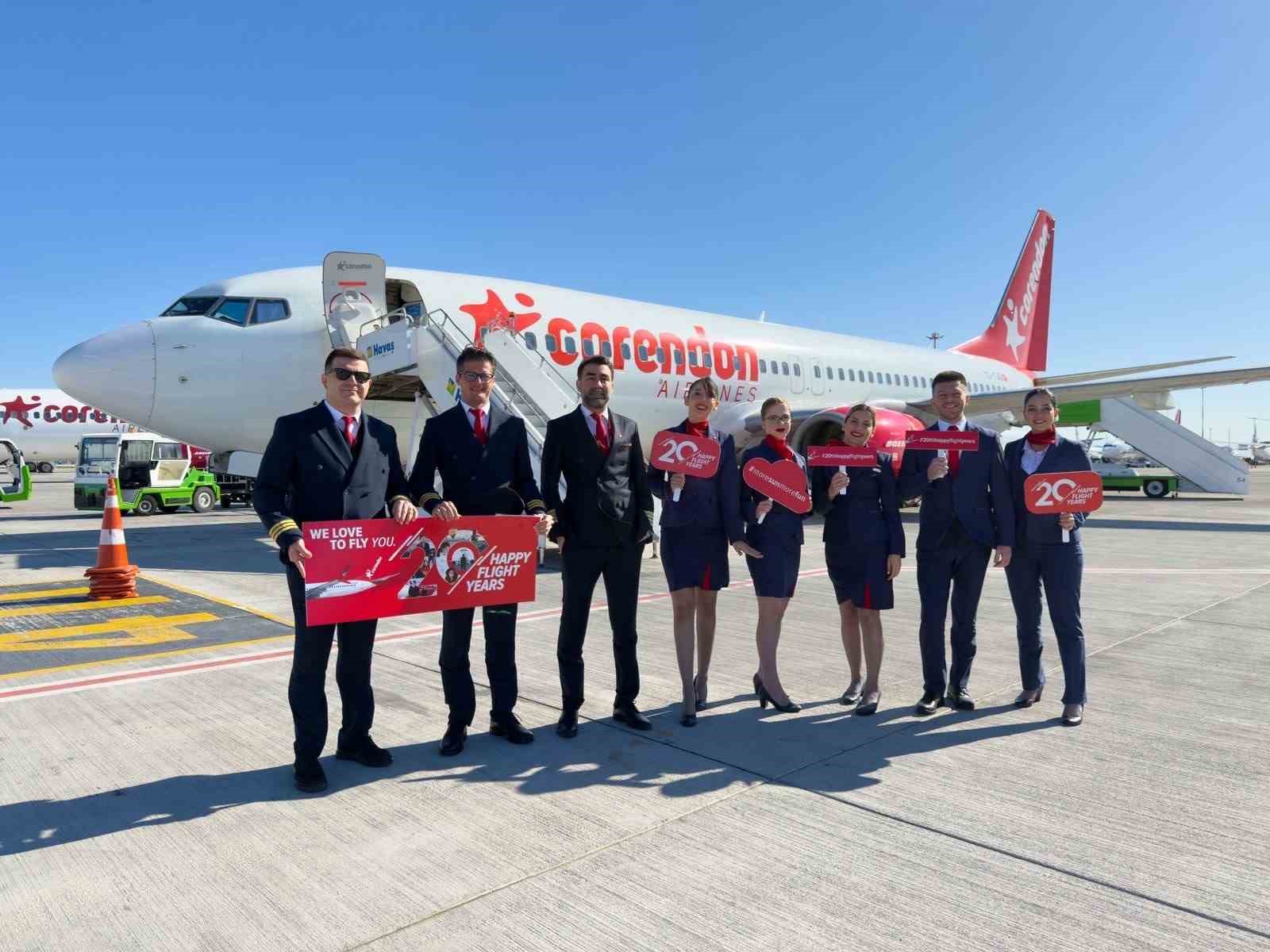 Corendon Airlines 20’nci yaşını yolcularıyla gökyüzünde kutluyor