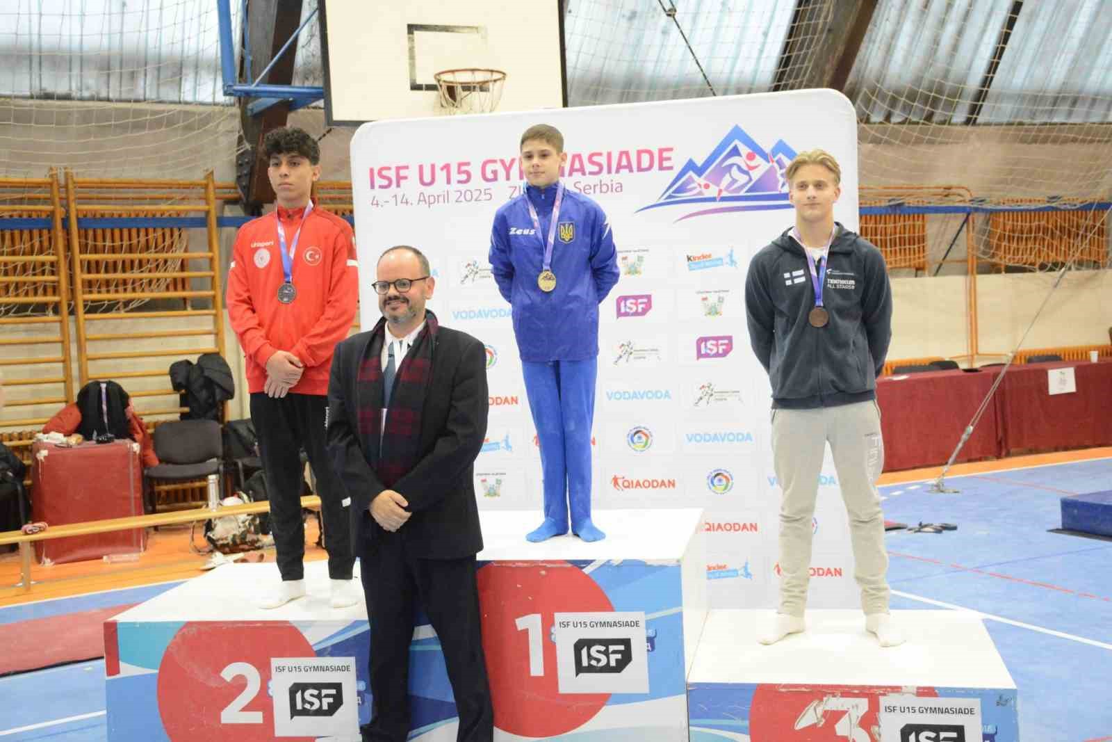 Kayserili sporcudan Sırbistan’da çifte madalya 