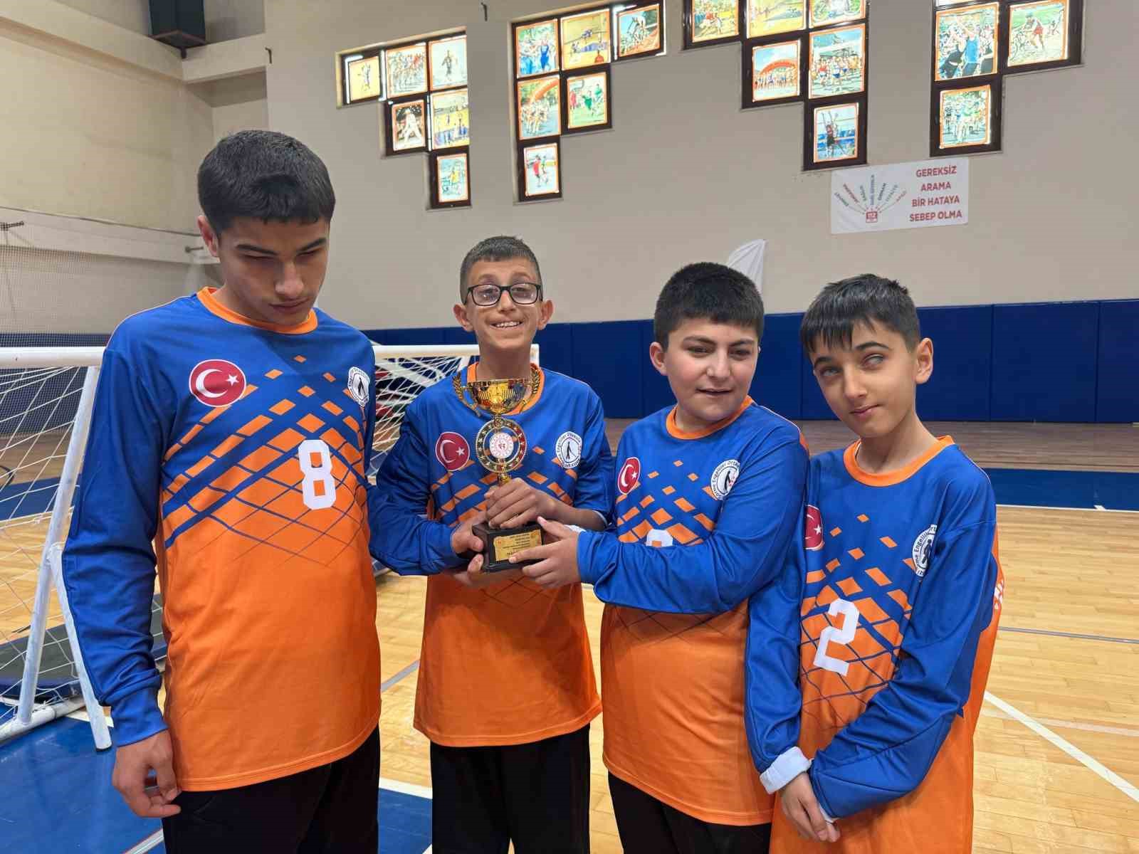 Malatya Battalgazi Görme Engelliler Ortaokulu’ndan Türkiye 3.lüğü