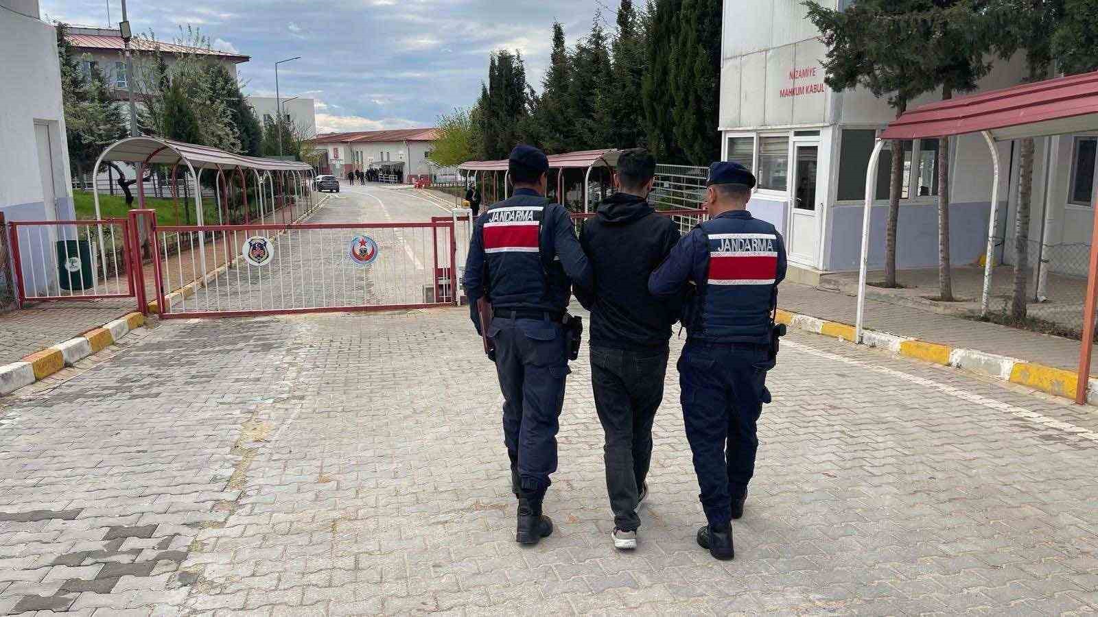 Gaziantep’te 21 yıl hapis cezasıyla aranan şahıs yakalandı