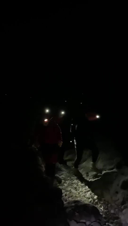 Görevi sırasında sakatlanan Milli Parklar görevlisini JAK ekipleri kurtardı