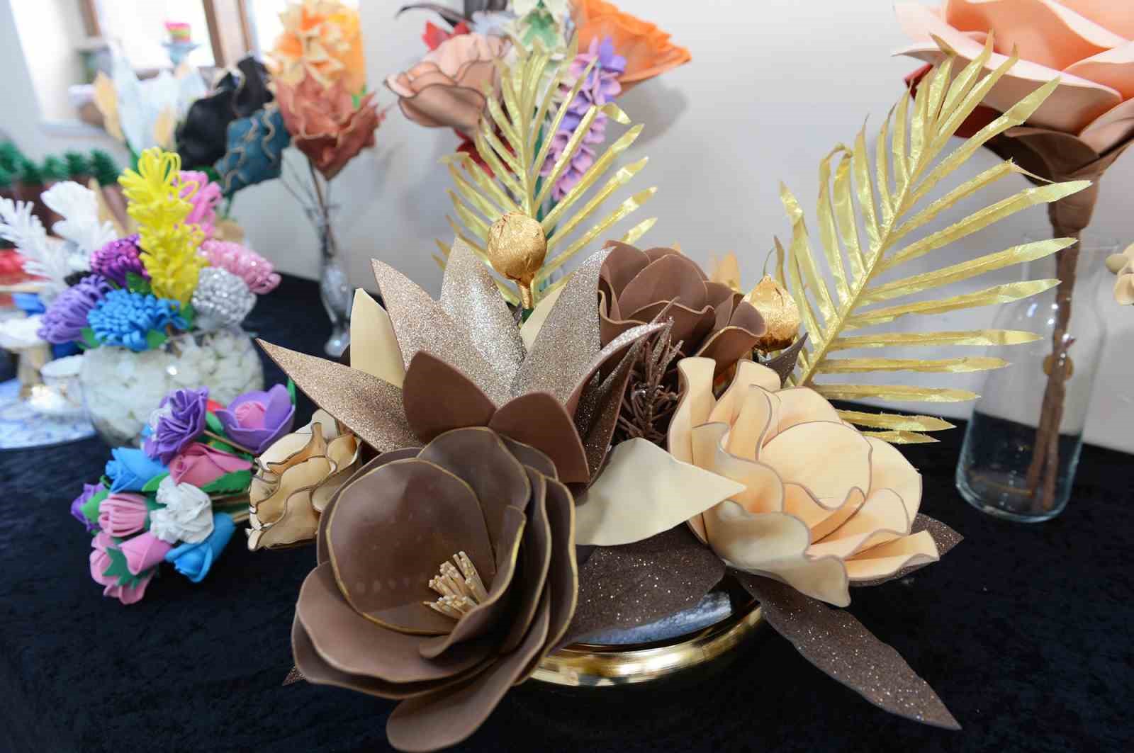 Kahramanmaraş&rsquo;ta kadınlar hem sosyalleşiyor hem &uuml;retiyor
