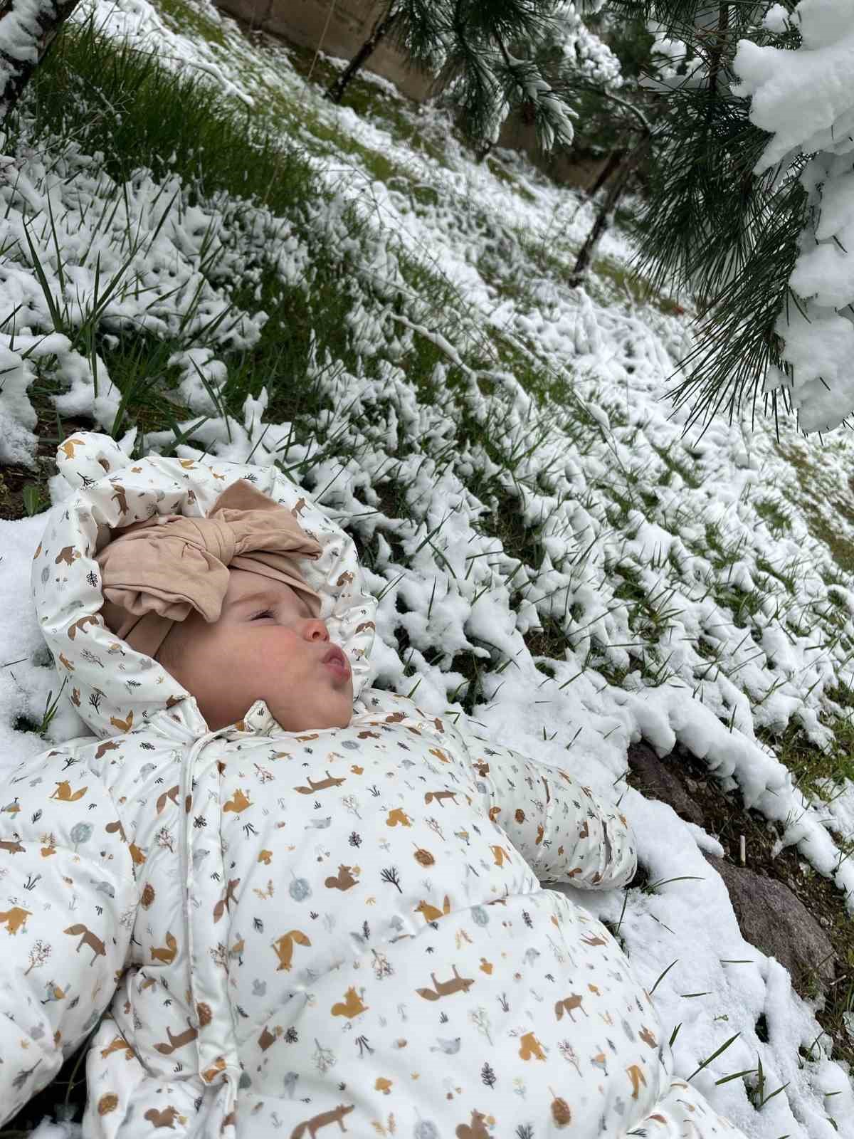 Osmaneli&rsquo;nin y&uuml;ksek kesimlerde kar yağışı etkili oldu
