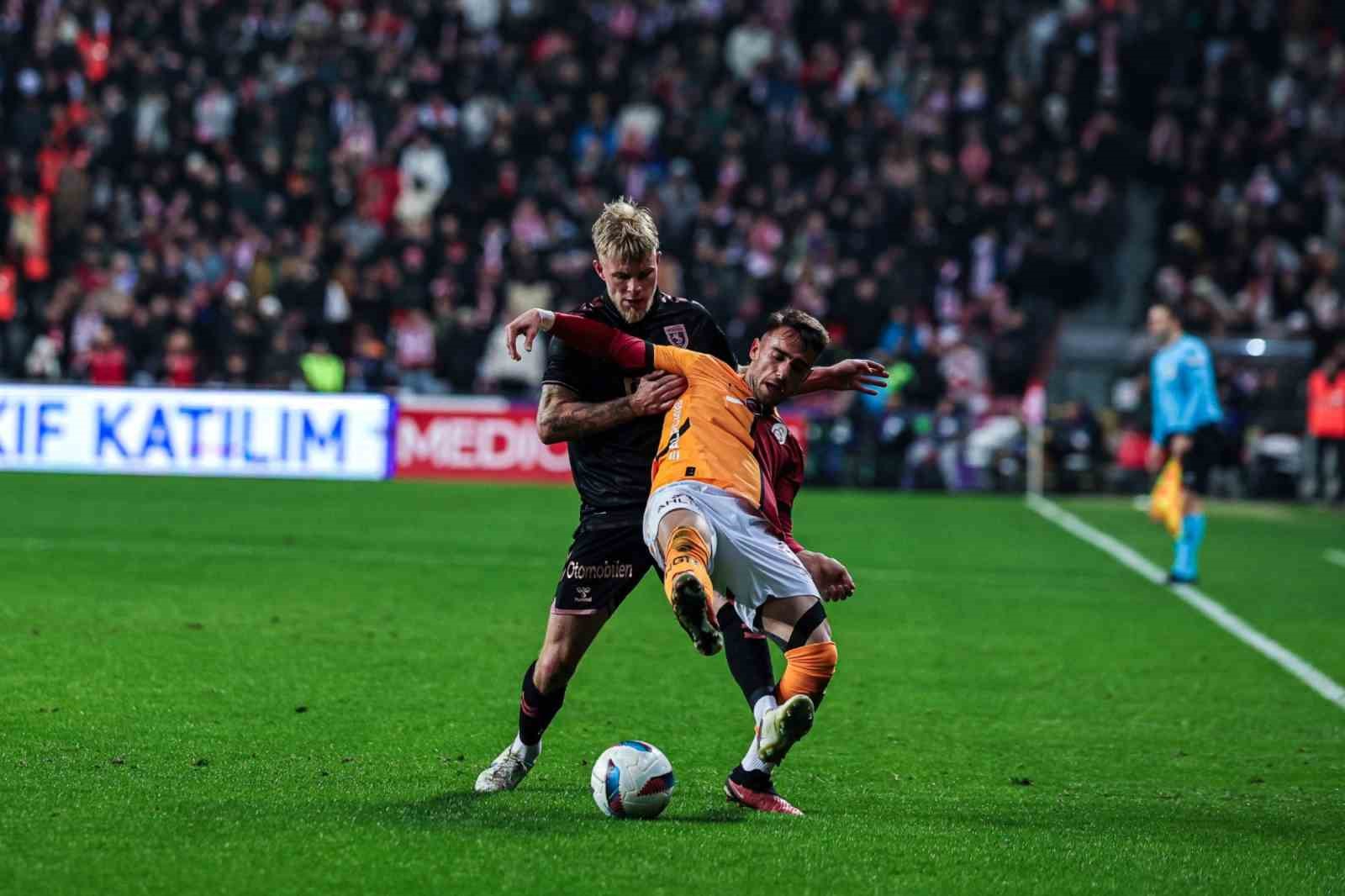 Trendyol Süper Lig: Samsunspor: 0 - Galatasaray: 1 (İlk yarı)