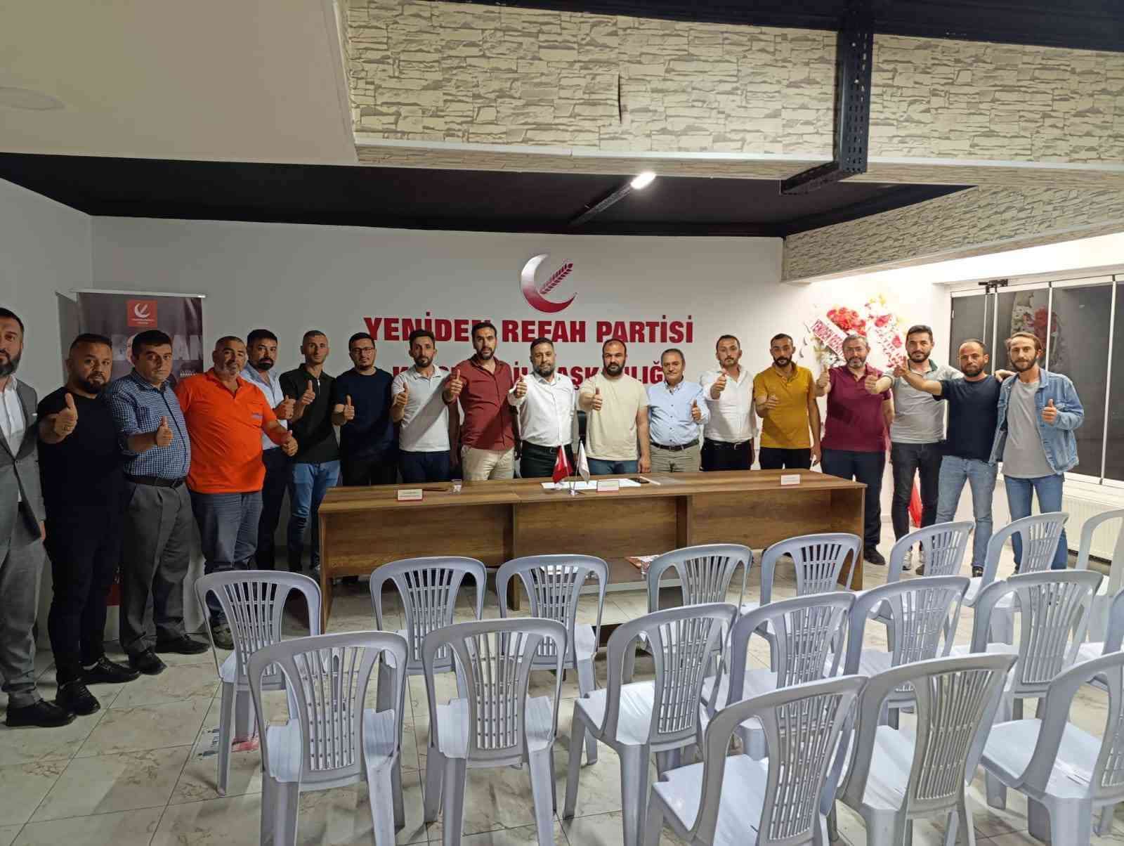 Yeniden Refah Partisi Kırşehir Teşkilatı’nda toplu istifa