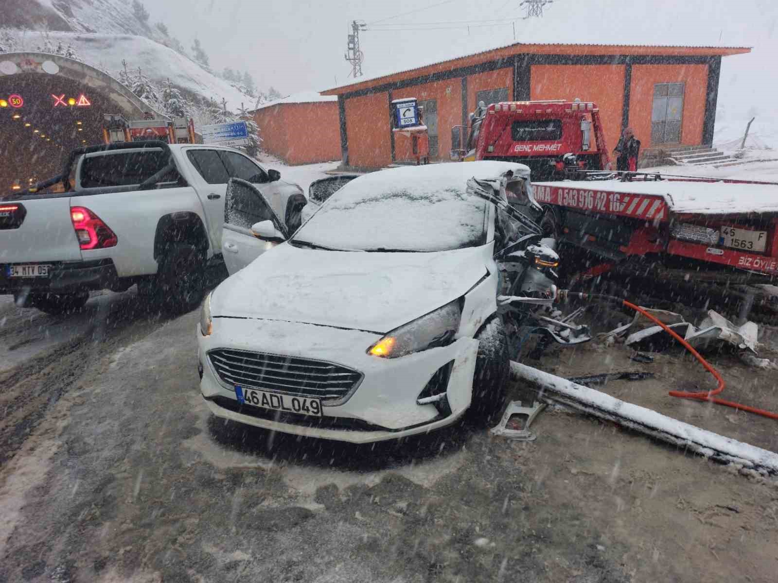 Kahramanmaraş’ta kar kazalara neden oldu: 1 ölü, 3 yaralı
