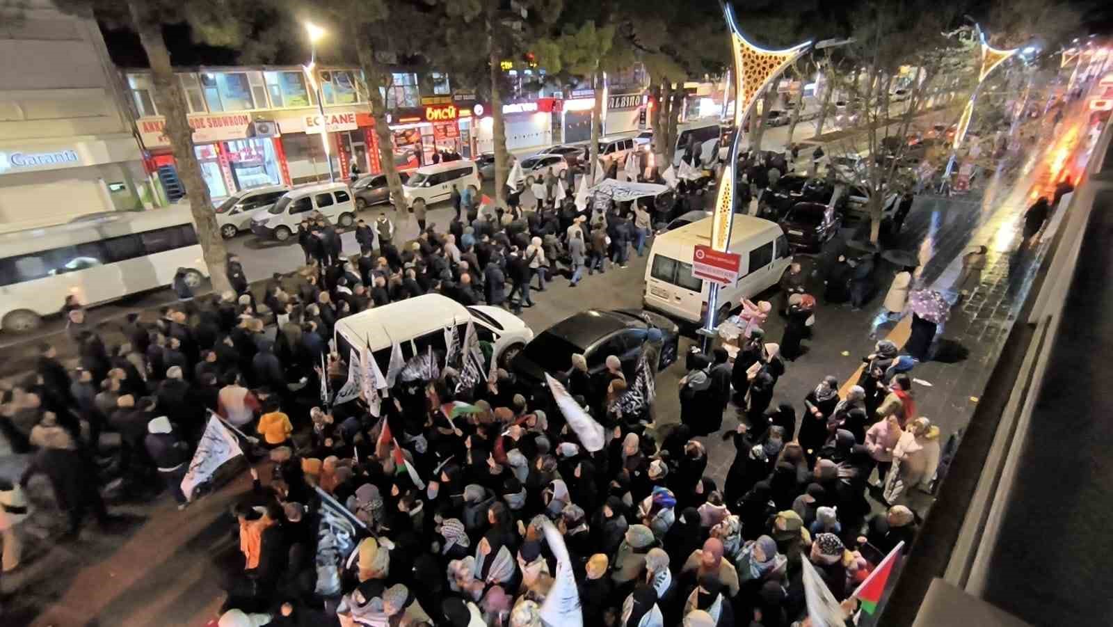 Tatvan&rsquo;da Gazze&rsquo;ye destek y&uuml;r&uuml;y&uuml;ş&uuml; d&uuml;zenlendi
