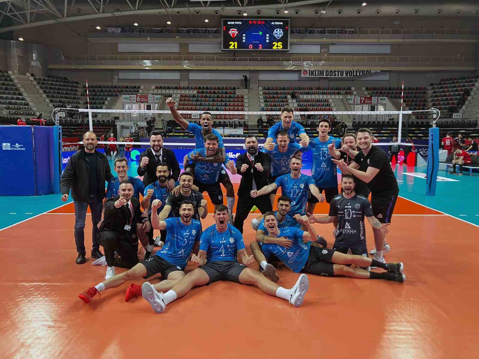 Altekma’dan tarihi başarı