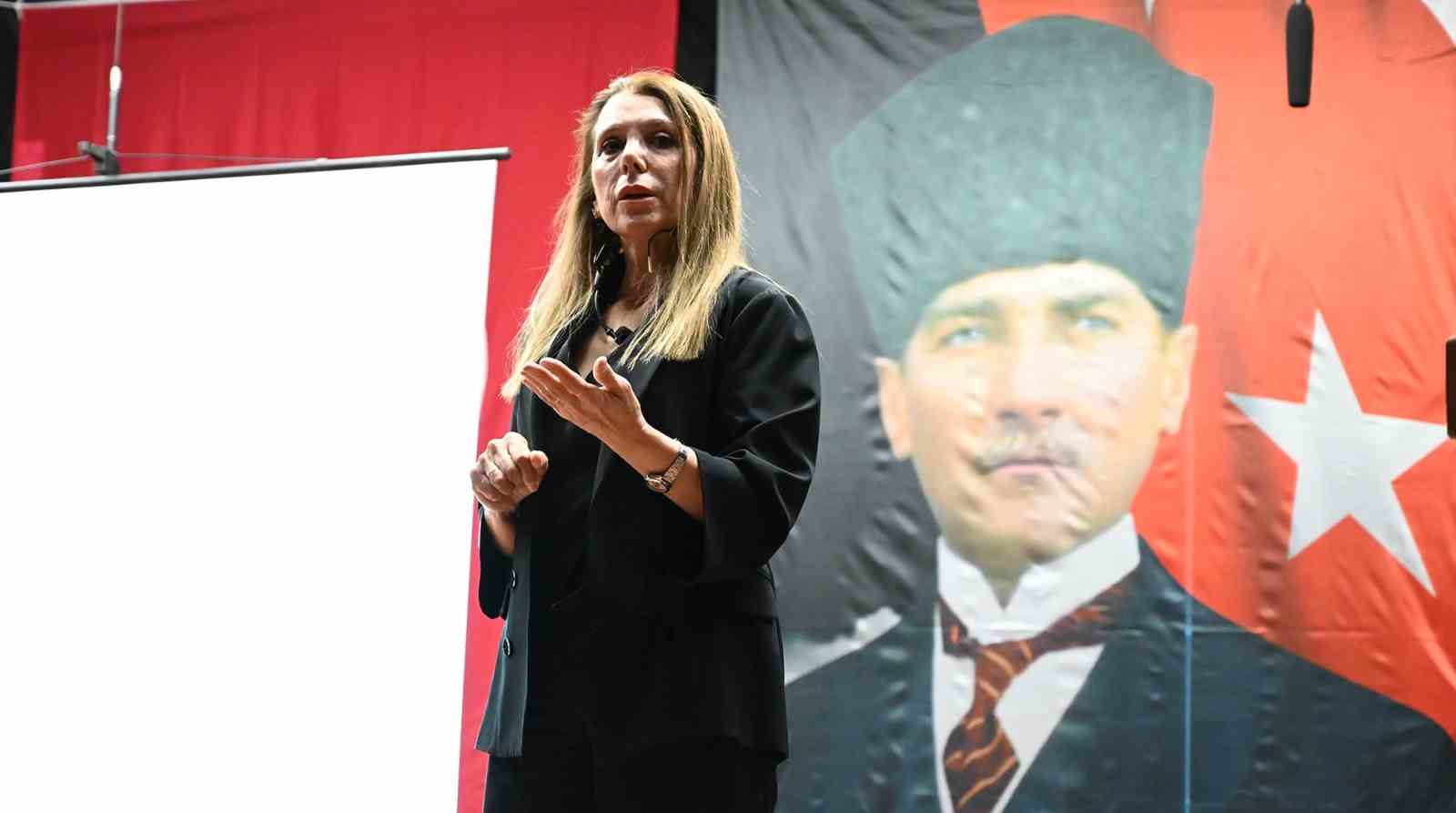 Kemer’de kurs öğrencilerine seminer verildi