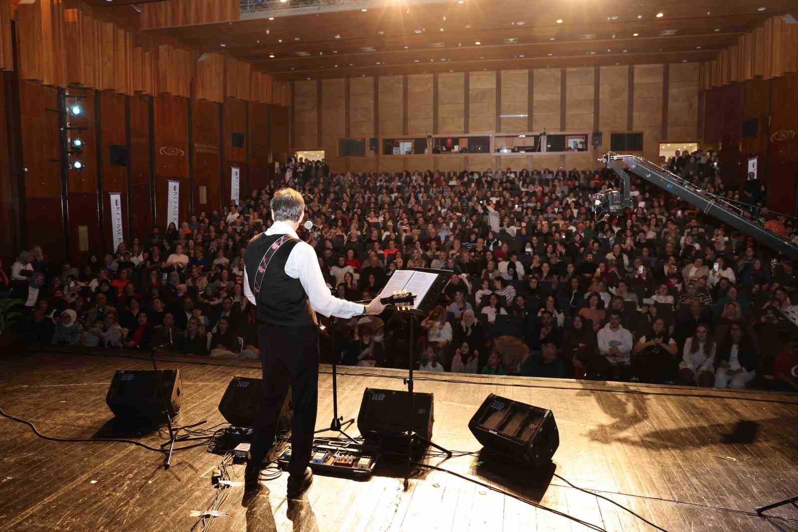 Barış Manço’nun şarkıları Kocaeli’de yankılandı