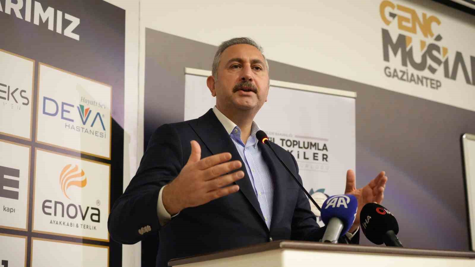 ’Türkiye’nin Sivil Anayasa Yolculuğu Projesi: Yeni Anayasa’ buluşmaları Gaziantep’te düzenlendi