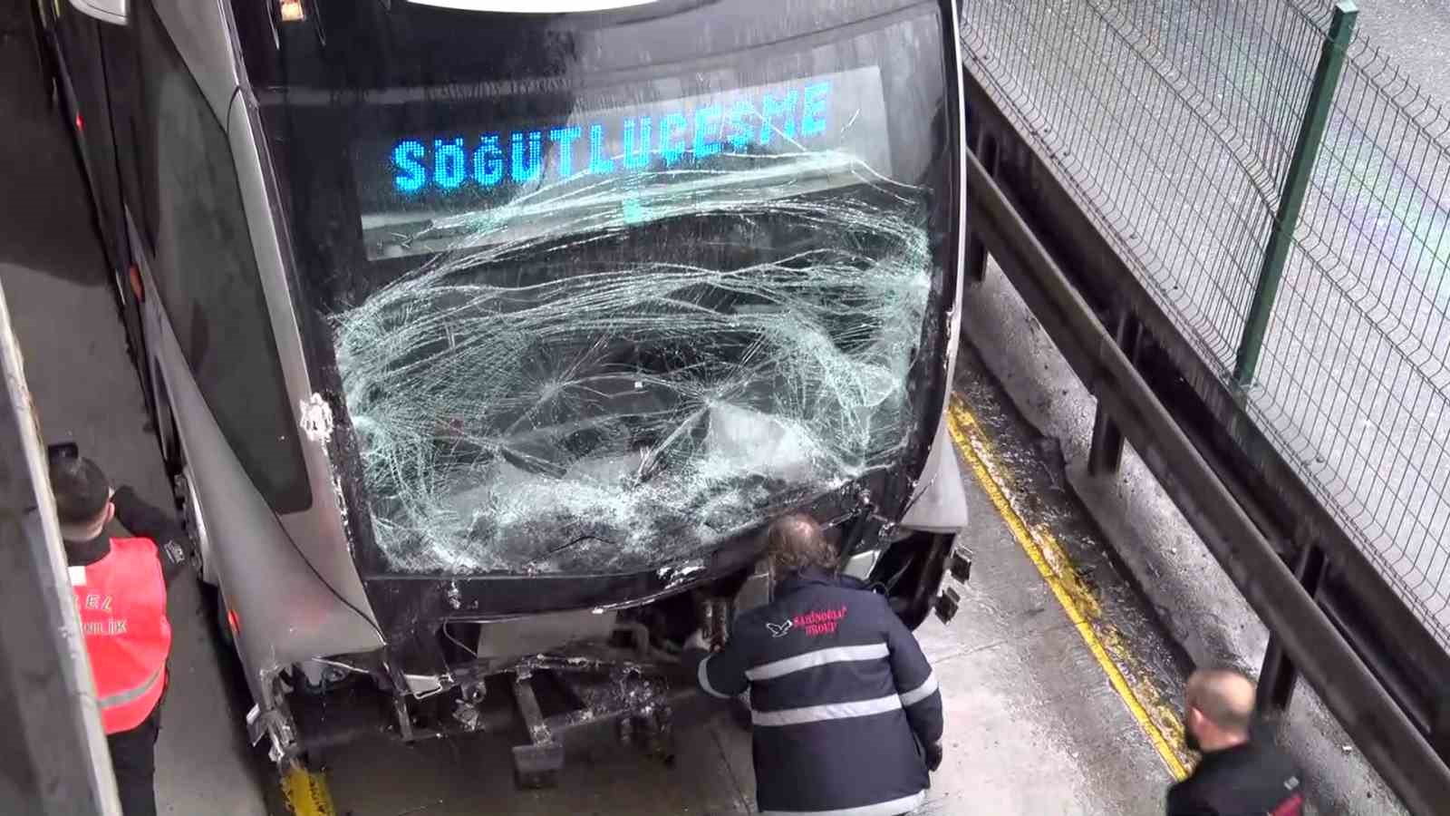 Avcılar metrobüs kazası: 2’si çocuk 21 yaralı