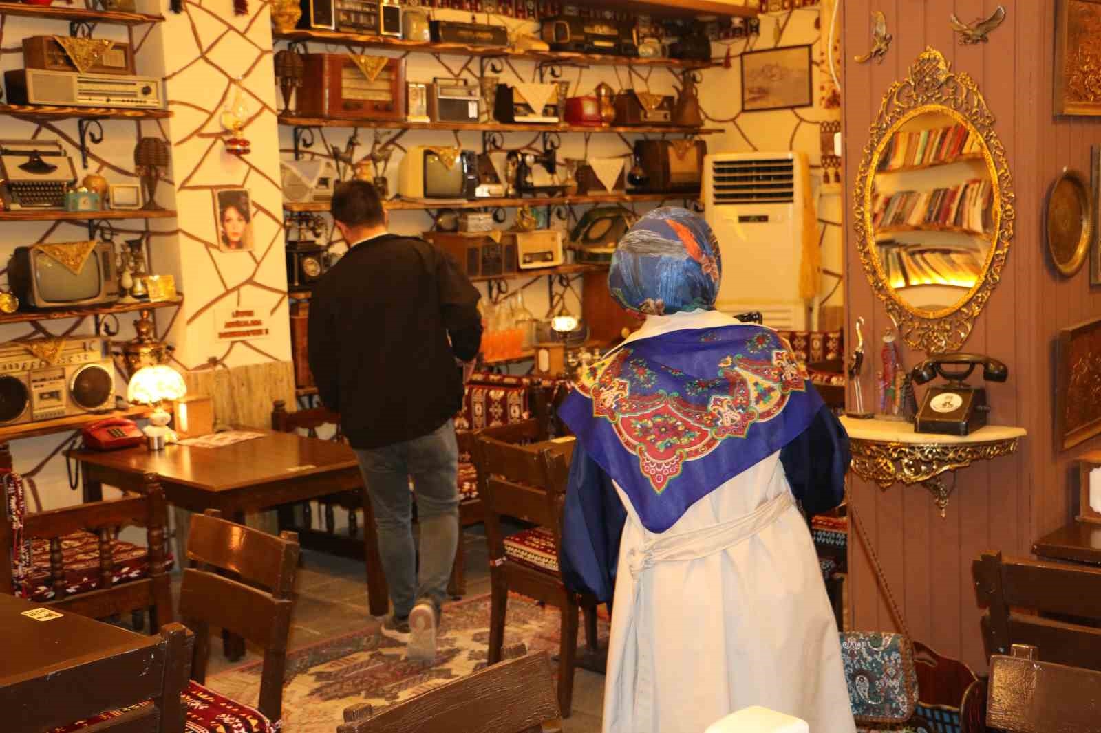 Bu işletmede müşteriler zamana yolculuk yapıyor