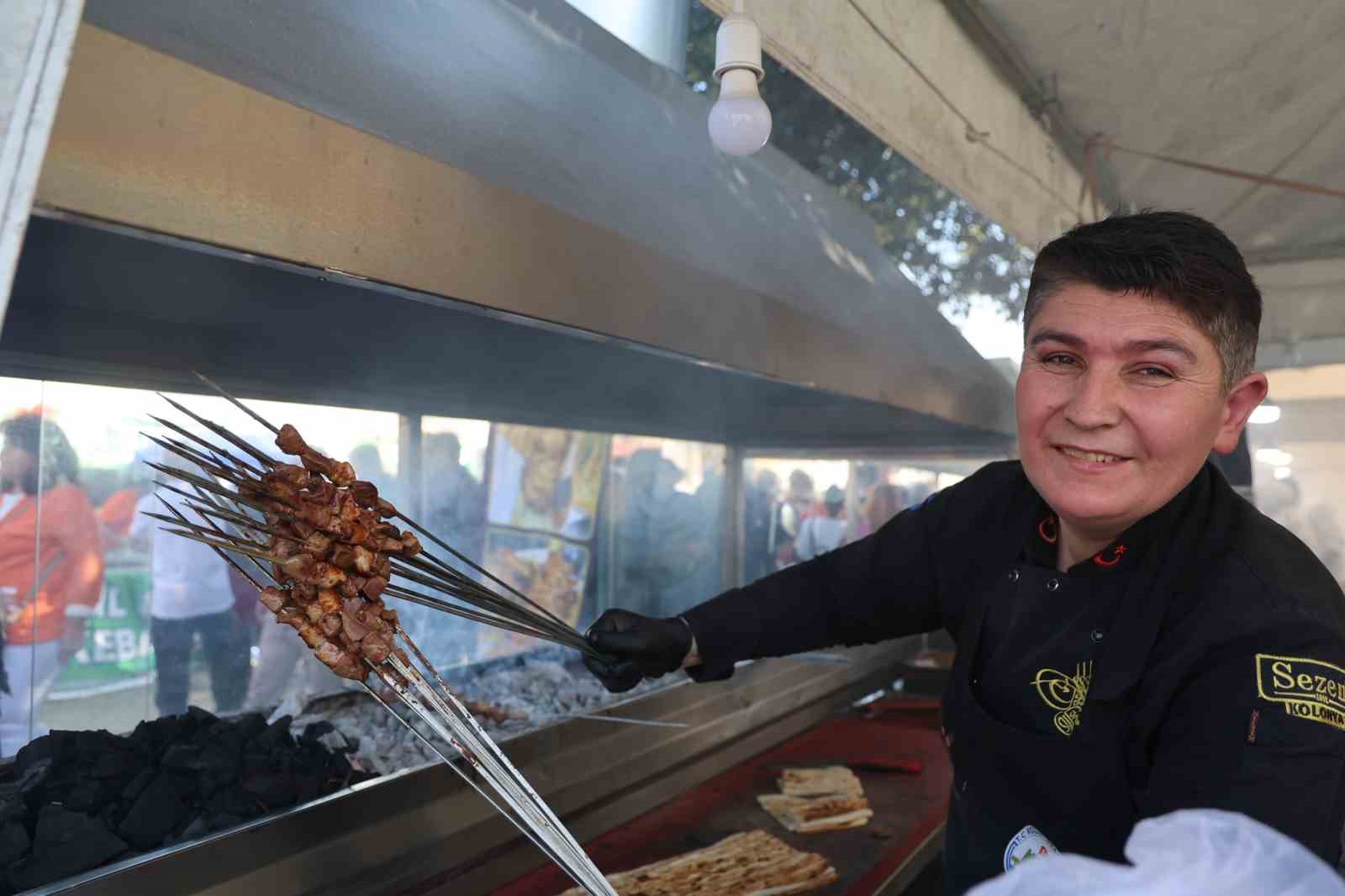 Kozan’ın ciğeri Adana’nın gözdesi oldu