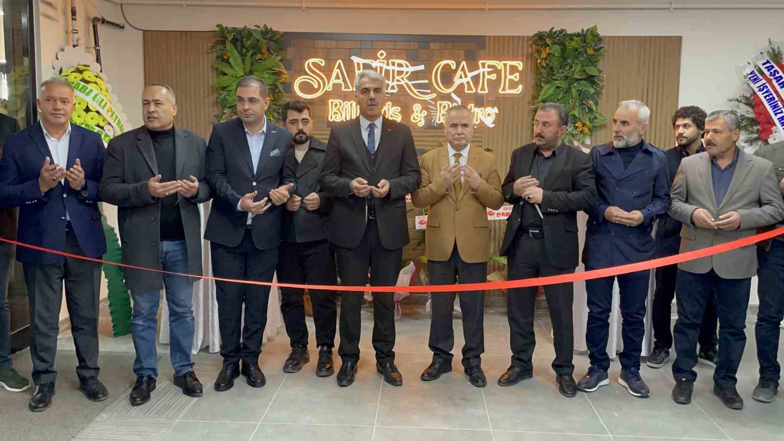 240 sporcu bilardo turnuvasında buluştu
